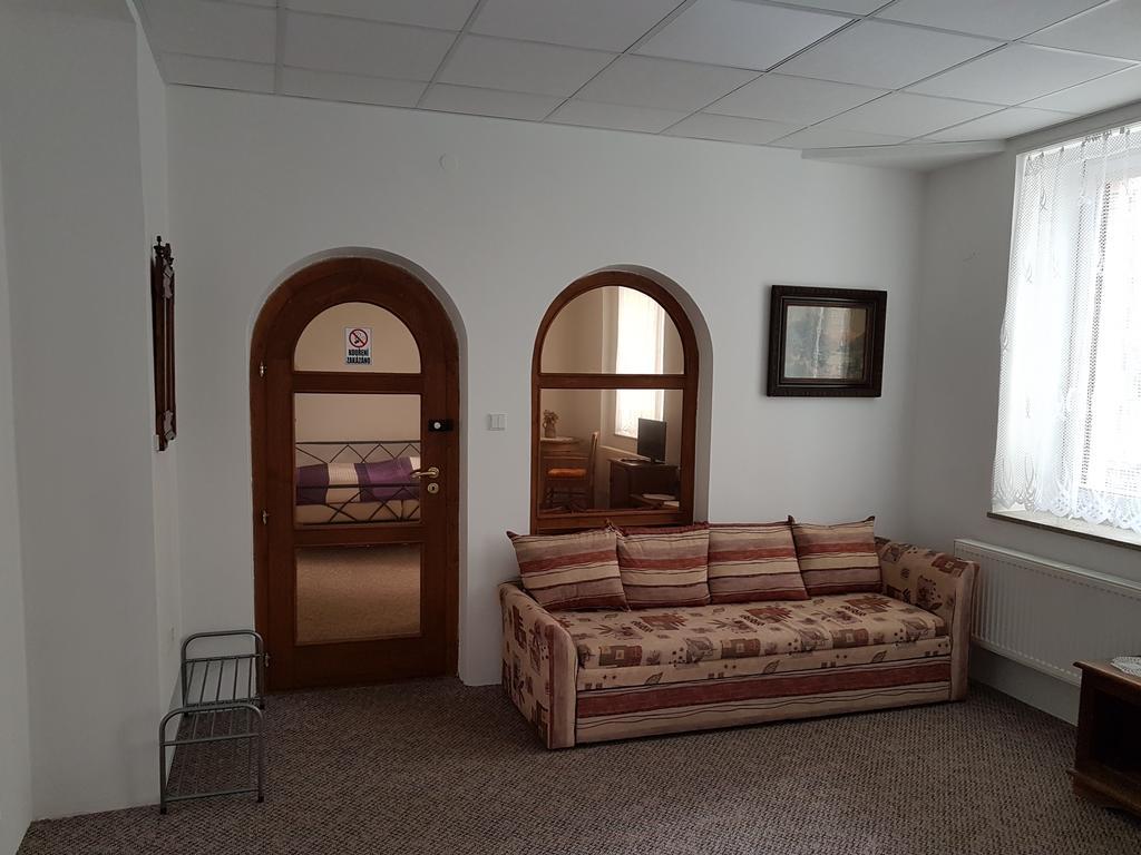 Apartmany U Dvora イフラヴァ エクステリア 写真